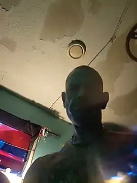 deepstroker42071 online show from January 8, 8:50 pm