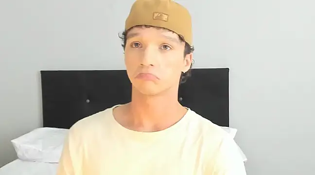 angelcortes online show from February 24, 10:58 pm