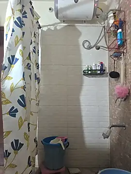 surfer fun29 online show from December 14, 7:04 am