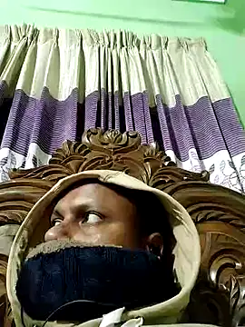 Snapshot of Niladri1410 chatting on December 28, 4:09 pm Niladri1410 online show from December 28, 4:09 pm