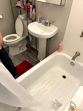 demonslayerr999 online show from September 22, 6:02 am