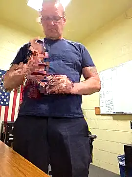 Snapshot of Cockrub1 chatting on March 10, 3:52 pm Cockrub1 online show from March 10, 3:52 pm