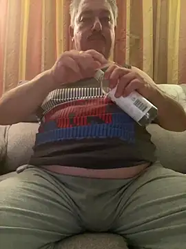 Russirayu online show from May 31, 9:49 pm