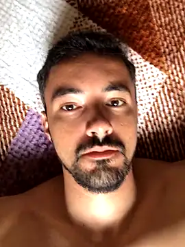 Snapshot of Henrique333Ramalho chatting on October 19, 5:49 pm Henrique333Ramalho online show from October 19, 5:49 pm