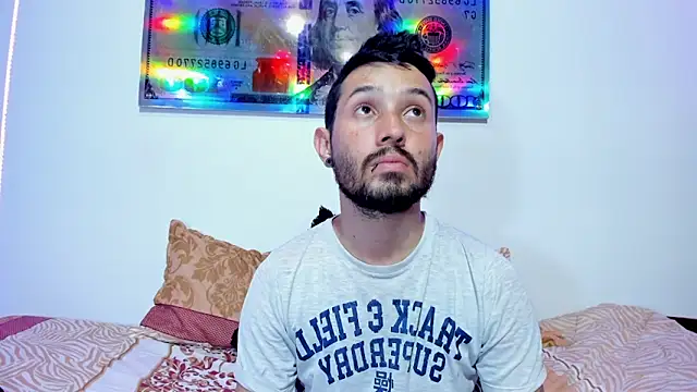 Bad Couple 1 online show from December 30, 9:40 pm