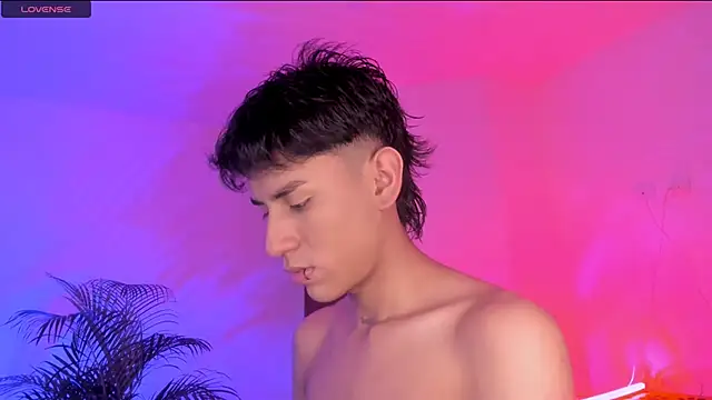 Levin Hikaru online show from October 12, 3:00 am