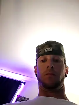 Twin2222 online show from March 7, 1:20 am