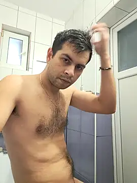 hornny1995 online show from November 19, 9:09 am