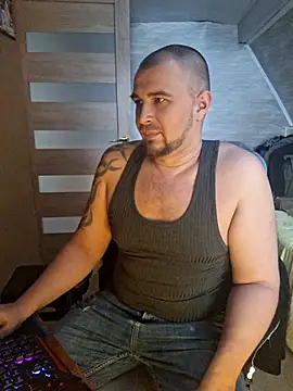 Foxyshaved online show from February 19, 12:34 pm