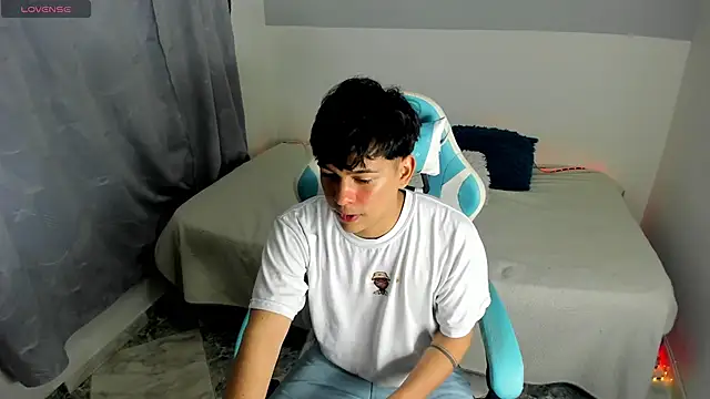 Franco Rizzo  online show from March 16, 7:06 pm