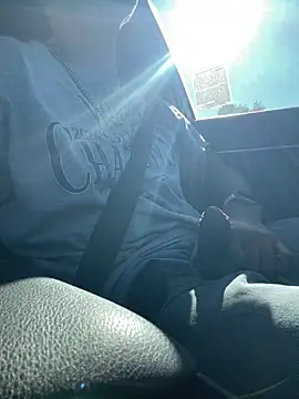 Snapshot of RoodoggXL chatting on January 12, 6:38 pm RoodoggXL online show from January 12, 6:38 pm