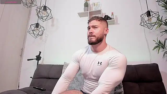 SebastianVilla  online show from March 10, 9:18 pm