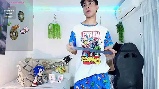 huge armound online show from March 24, 8:02 pm