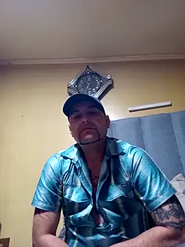 TrainedFinder5 online show from November 8, 1:53 am