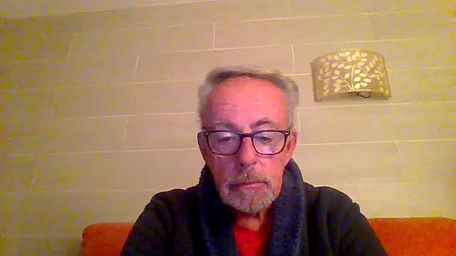 tuggy59 online show from December 18, 6:31 am