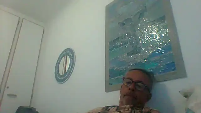 Snapshot of tuggy59 chatting on September 24, 5:18 am tuggy59 online show from September 24, 5:18 am