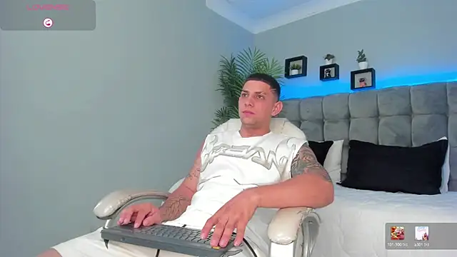 Alex cute77 online show from April 13, 12:28 pm