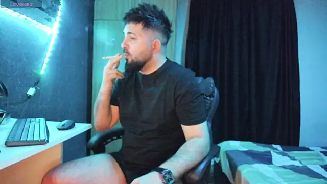 Eduu2322 online show from February 10, 9:47 pm