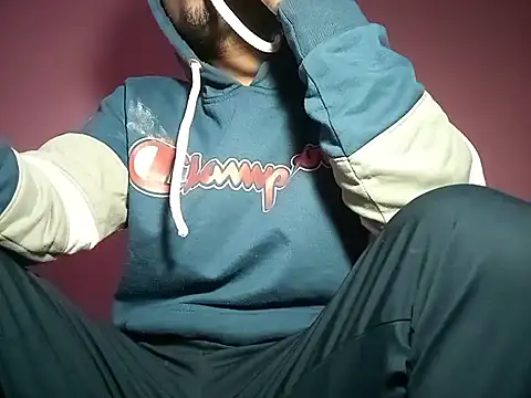 damsexy4 online show from January 1, 5:11 am