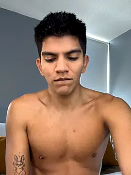 santiago 01 online show from October 28, 8:11 pm