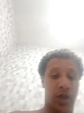 Nicolaskribeiro online show from October 16, 8:50 pm