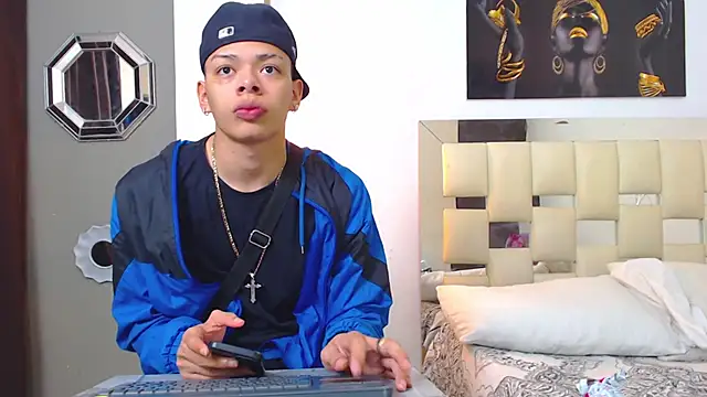 Snapshot of Harry_jhonsson chatting on March 7, 4:34 am Harry jhonsson online show from March 7, 4:34 am