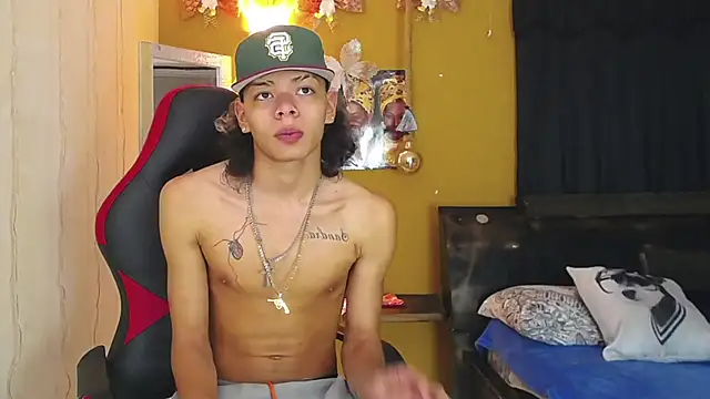 Snapshot of Harry_jhonsson chatting on January 5, 2:38 am Harry jhonsson online show from January 5, 2:38 am