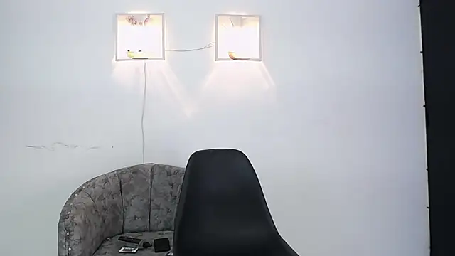 Snapshot of Harry_jhonsson chatting on February 25, 11:44 pm Harry jhonsson online show from February 25, 11:44 pm