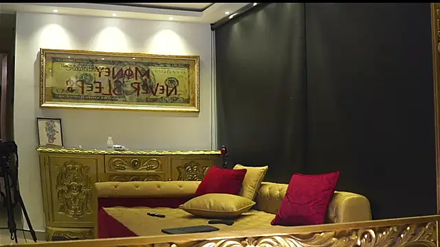 dantecoppolaa  online show from December 16, 11:56 pm