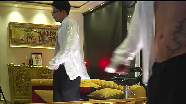 dantecoppolaa  online show from January 13, 1:43 am