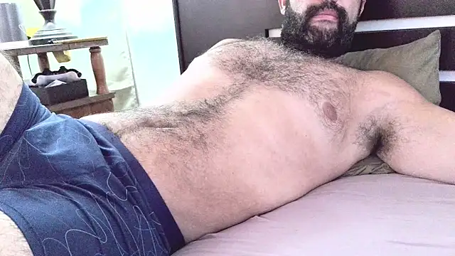 machoathome online show from February 1, 5:47 pm