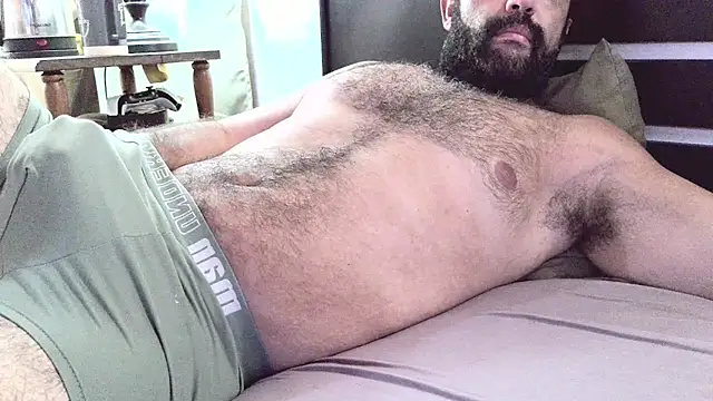 machoathome online show from February 3, 11:05 pm