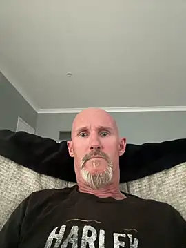 Slim197624 online show from October 28, 1:41 am