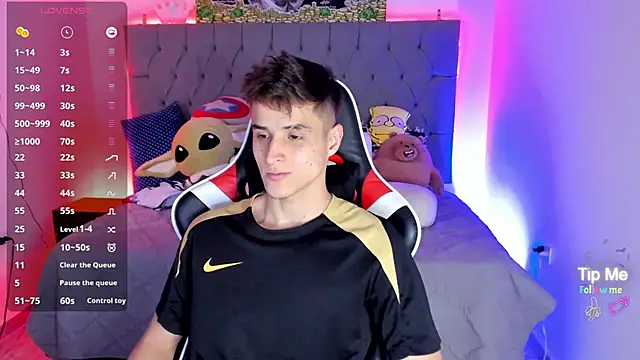 thomklein online show from December 12, 7:59 pm