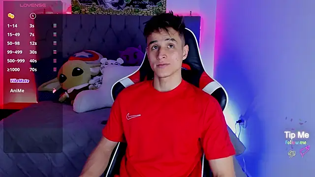 thomklein online show from December 11, 8:05 pm