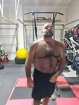 Snapshot of chainjulious chatting on February 10, 1:33 pm chainjulious online show from February 10, 1:33 pm