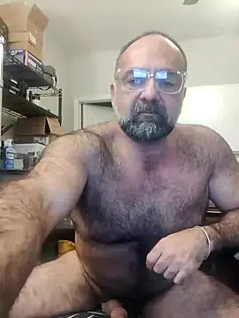 Snapshot of chainjulious chatting on December 3, 11:13 pm chainjulious online show from December 3, 11:13 pm