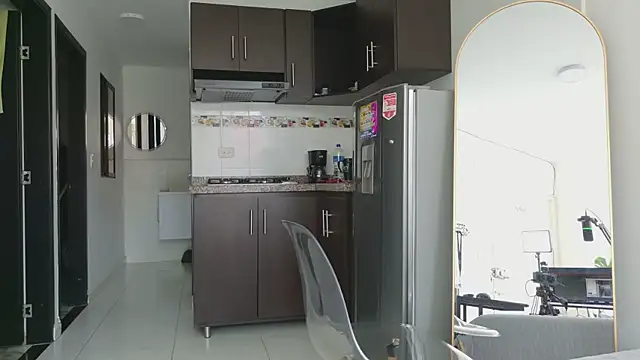 grey   27 online show from April 14, 1:22 pm