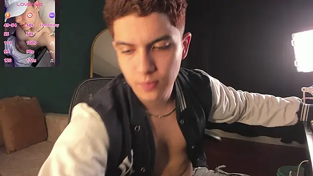 Snapshot of Brat_ chatting on March 13, 7:50 pm Brat  online show from March 13, 7:50 pm