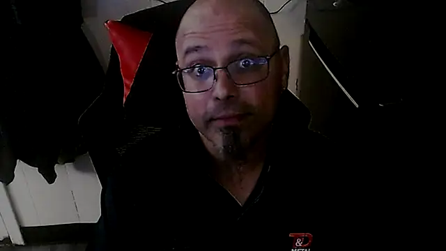 KrazyLegz online show from October 9, 10:25 pm