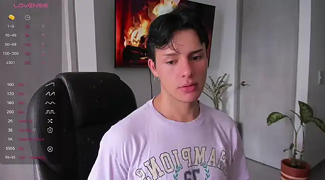 Alexxblue online show from December 18, 6:14 pm