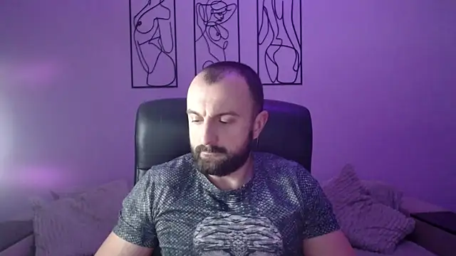 brindlefly6969 online show from February 7, 11:39 am