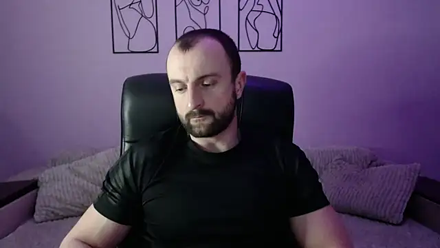 brindlefly6969 online show from March 19, 11:24 am