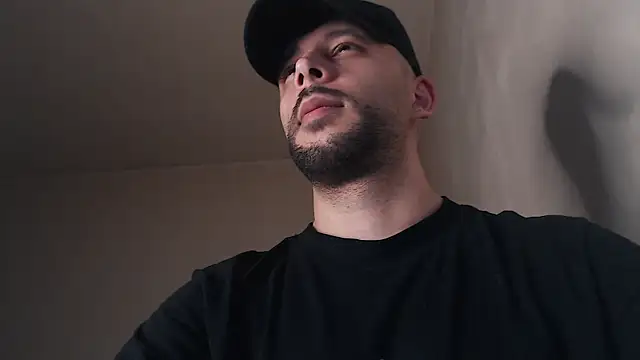 henryaxe online show from May 20, 9:49 am