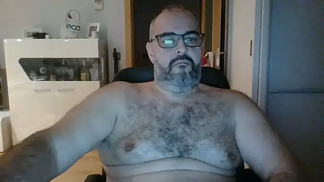 templar2303 online show from November 8, 8:01 pm