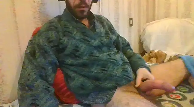 Snapshot of tozebrito_hd chatting on February 18, 8:16 am tozebrito hd online show from February 18, 8:16 am