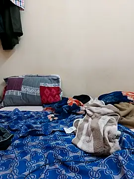 Snapshot of Csndy chatting on October 11, 1:31 am Csndy online show from October 11, 1:31 am