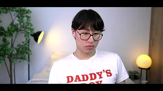 SrLuis18 online show from February 2, 9:12 pm