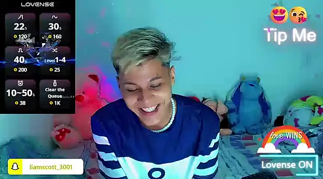 Liamscott  online show from December 6, 4:14 am