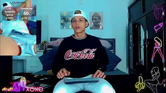 Liamscott  online show from September 28, 9:57 pm